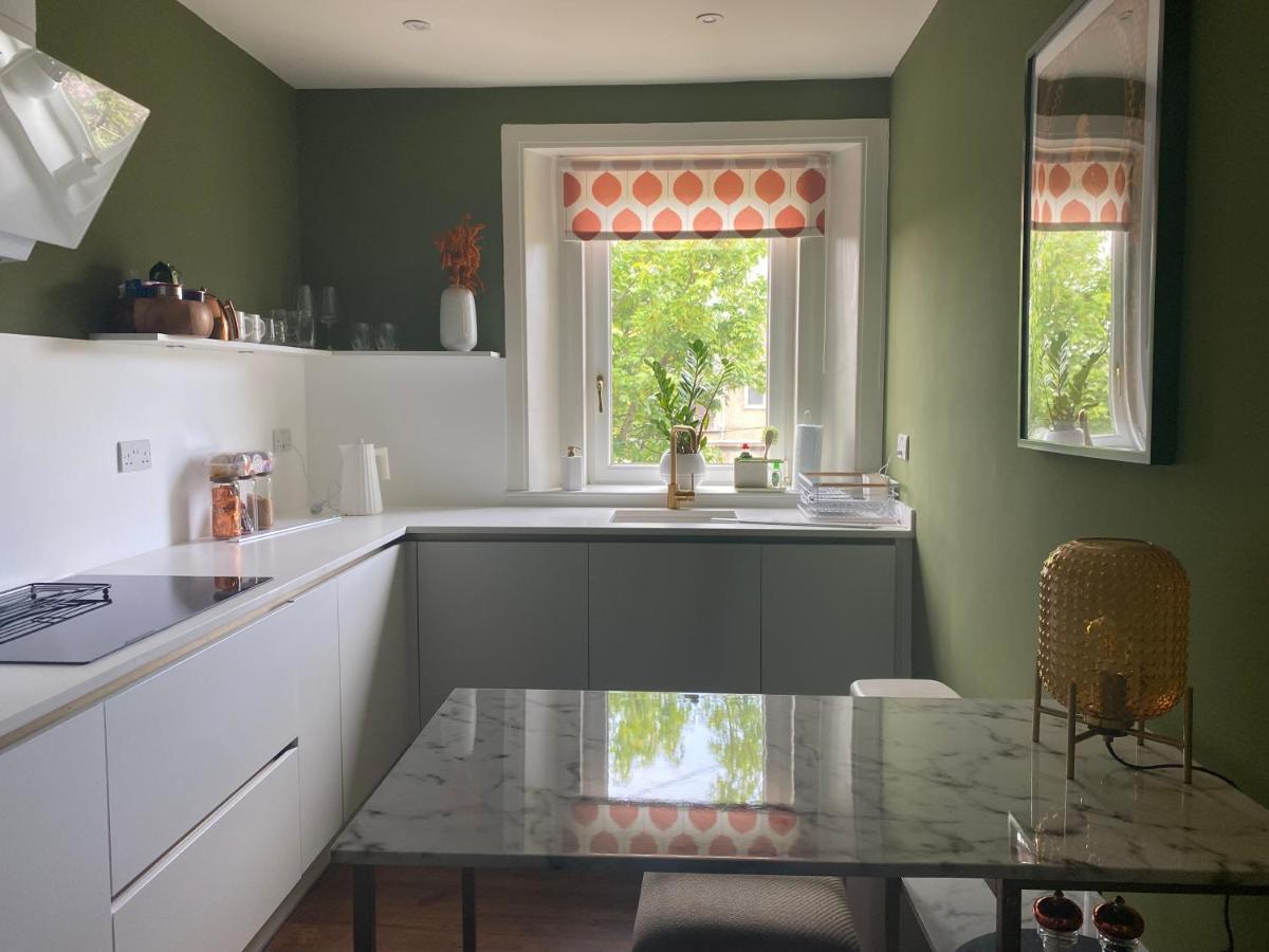 Arbroath Luxury Apartment In Mcm Style ภายนอก รูปภาพ